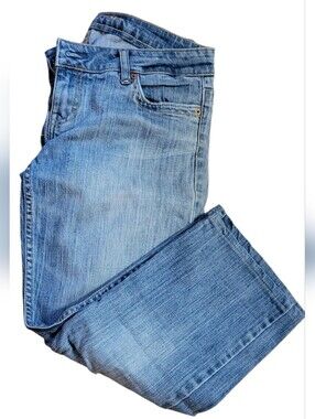 American Eagle Outfitters Women's Light Blue Denim Capris